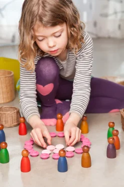 Grapat Open Ended Play^Houten Poppetjes Dark Cold Nins 18-188