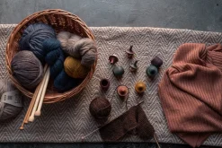 Grapat Open Ended Play^Little Things Blue Houten Opbergdoosje 21-225