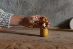 Grapat Open Ended Play^Little Things Yellow Houten Opbergdoosje 21-227