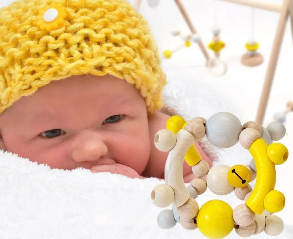 Hess Babyspeelgoed^Grijpfiguur Rammelaar Kogels Geel